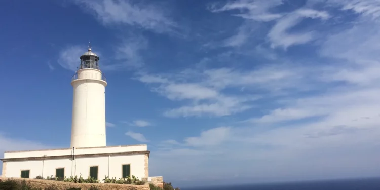 Far de la Mola.
