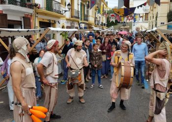 Una imagen de la Feria Ibiza Medieval, que obliga a cortar al tráfico varias calles de la Marina y Dalt Vila.