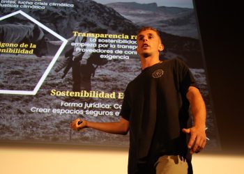 Jon Kareaga, durante su presentación. Foto: Foro Marino