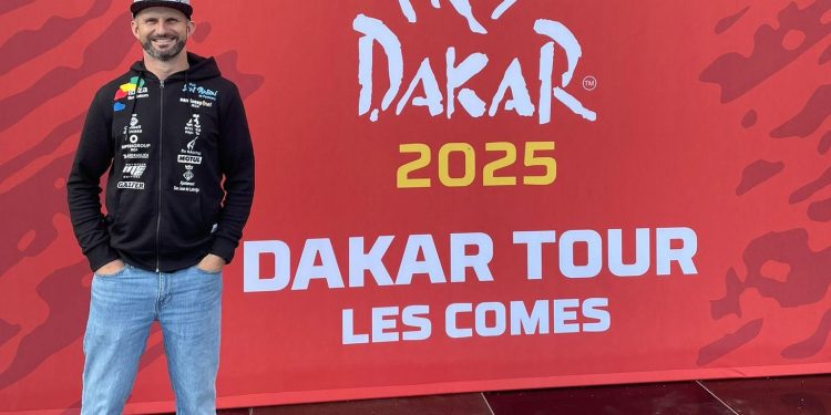 Toni Vingut, en la presentación del Rally Dakar 2025. Foto: Moto Club d'Eivissa