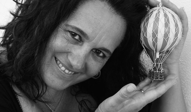 Elisenda Belda, responsable de contenidos del podcast Globus Magicus.