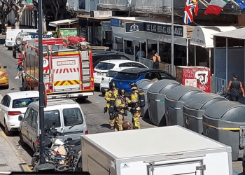 Un momento del operativo desplegado por el escape de gas en una cocina. FOTO: @_sheilocks