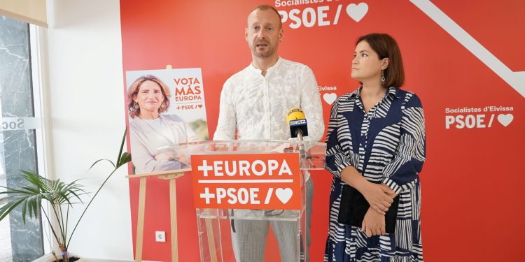 Sadowski i Fernández a la roda de premsa de valoració de la campanya. Foto: FSE-PSOE