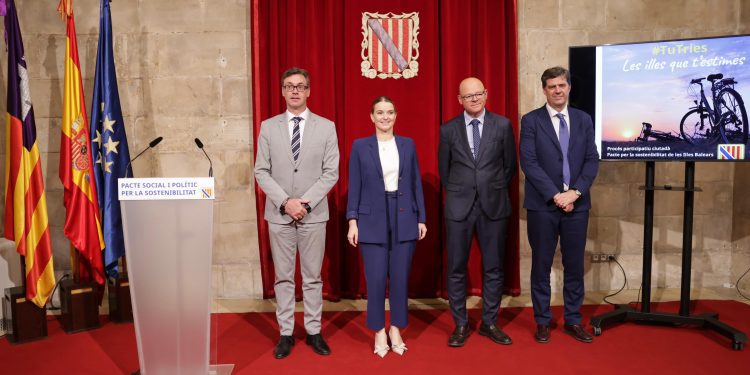 Presentación del plan de trabajo de la Mesa del Pacto Social y Político para la Sostenibilidad Económica, Social y Ambiental. Foto: Govern balear
