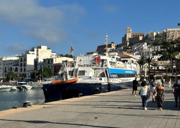 El tráfico de los ferrys a Formentera ha detectado un descenso de usuarios este verano.