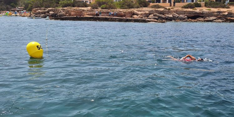 Uno de los canales de natación. Foto: Ayuntamiento de Sant Josep