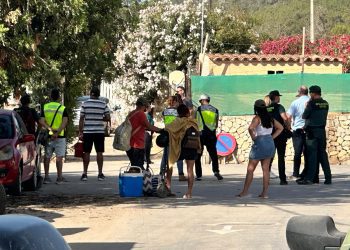 Imagen del desalojo del asentamiento ilegal de Can Rova. Fotos: Laura Ferrer