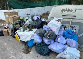 Basura en la zona de Sant Agustí.