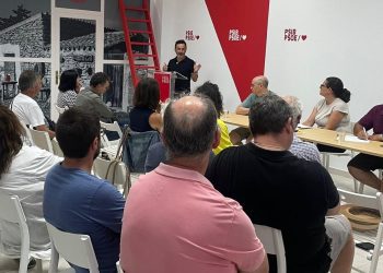 Imagen de archivo de una asamblea del PSOE de Formentera.