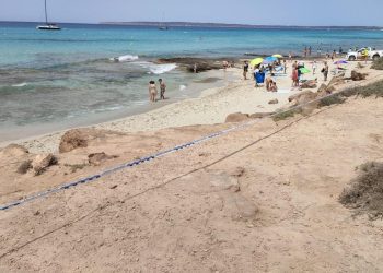 Foto de archivo de la playa de Migjorn.