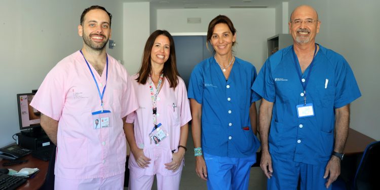 Especialistas del Servicio de Ginecología y Obstetricia con su responsable, Rodolfo Moreno, a la derecha. Foto: Área de Salud