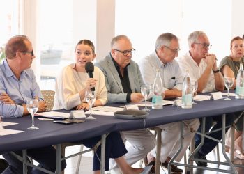 Marga Prohens, con el sector náutico.