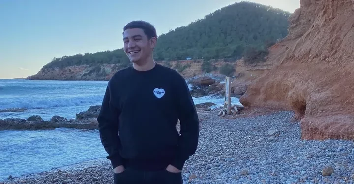 Leo, el chico que sufrió el accidente y será trasladado a Mallorca.