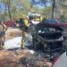 Bombers d'Eivissa han sofocado el incendio del vehículo.