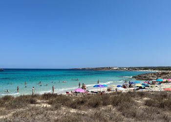 Playa de Sa Roqueta de Formentera.