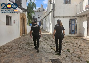 Imagen de los agentes facilitada por la Policía Nacional.