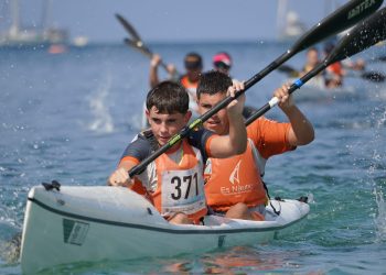 Dos de los participantes, en la competición. Foto: CNSA