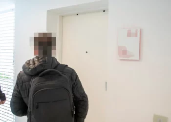 Inspección conjunta del Ayuntamiento de Ibiza y el Consell para detectar pisos turísticos ilegales.