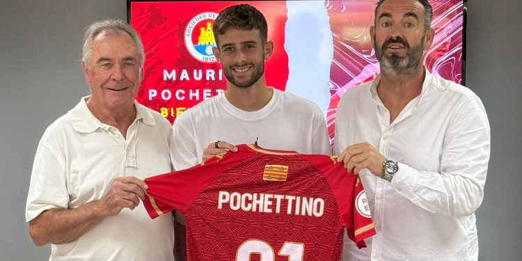 Presentación de Pochettino. Foto: SD Ibiza