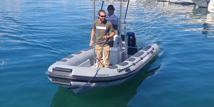 La barca 'Podarcis' se ocupará de velar por el estado de las poblaciones de lagartijas en los islotes de la costa de Ibiza.