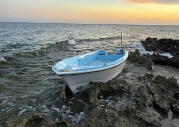 Una patera en Formentera, imagen de archivo. Foto Jaume Escandell