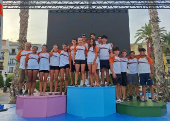 Las y los palistas del Nàutic que compitieron con unos excelentes resultados.