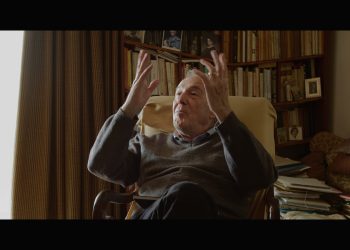 Un fotograma de 'Alzar el vuelo con las alas quemadas', el documental de Fernando Monge sobre Julio Herranz.