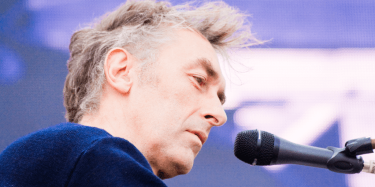 El músico y compositor francés Yann Tiersen en el Festival Fauna Primavera celebrado el sábado 22 de noviembre de 2014 en el Espacio Broadway, comuna de Pudahuel, Santiago de Chile. Foto Andrés Ibarra