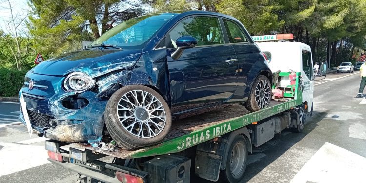 Uno de los vehículos siniestrados.