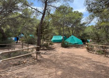 Campamento de Cala Jondal. Fotos: Consell de Ibiza