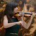 La violinista Lina Tur interpreta una versión de 'El verano' de Vivaldi junto a la obra 'El rapto de Proserpina' de Rubens. Foto © Museo Nacional del Prado
