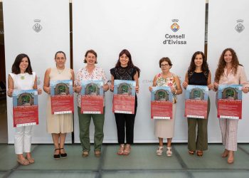 Presentació del festival, amb la participació de representants dels ajuntaments d'Eivissa. Foto: Consell d'Eivissa