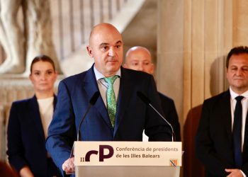 Vicent Marí, hoy durante sus declaraciones en el marco de la Conferencia de Presidentes monográfica celebrada en el Consolat de Mar sobre migraciones.