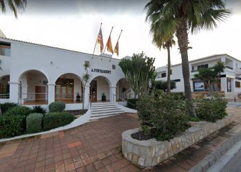 Fachada del Ayuntamiento de Sant Josep.