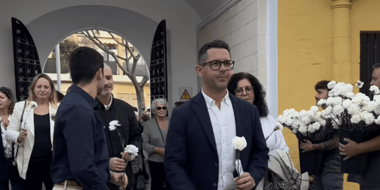 El alcalde, Rafa Triguero, en un momento de la inauguración, ayer, del proyecto.