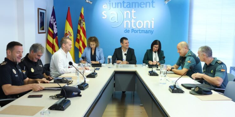 Reunión de la Junta Local de Seguridad. Foto: Ayuntamiento de Sant Antoni