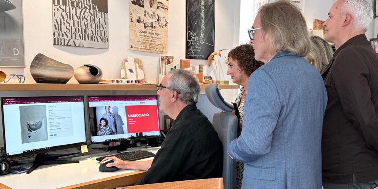 Presentación del proyecto. Fotos: Escuela Universitaria ADEMA