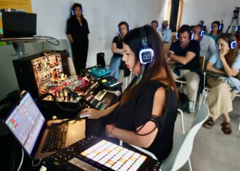 Sesión de Coco Francavilla. Foto: Foro Marino