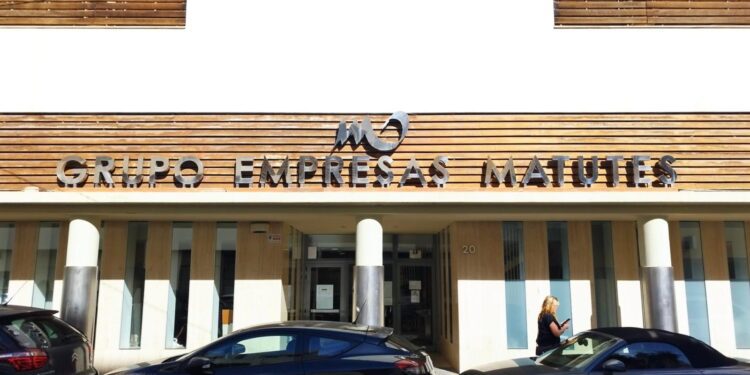 Sede de Palladium Hotel Group, de Grupo de Empresas Matutes, en la calle Carlos V que se cierra para centrar la actividad en Platja d'en Bossa. Fotos Noudiari