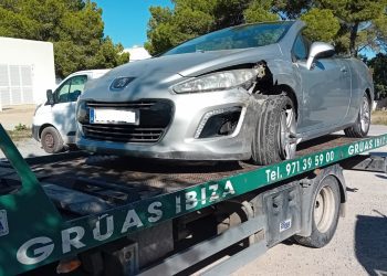 Uno de los vehículos implicados en el accidente.