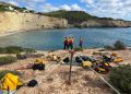 Vista de un ejercicio de rescate vertical de los Bomberos de Ibiza. Foto: Bombers d'Eivissa