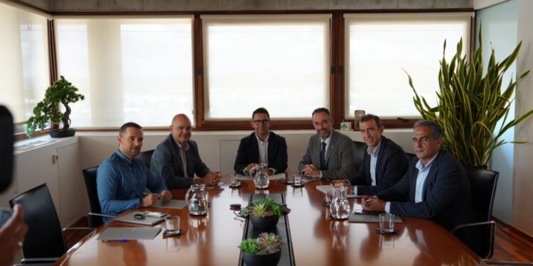 Encuentro celebrado hoy en Can Botino. Foto: Ayuntamiento de Ibiza