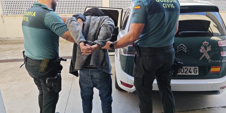 Imagen de una detención practicada por la Guardia Civil en Mallorca.