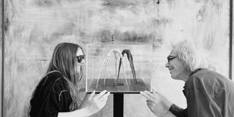 EL.RoL. son Elena Abeni, artista,  y Roland Kocherhans, asistente creativo.