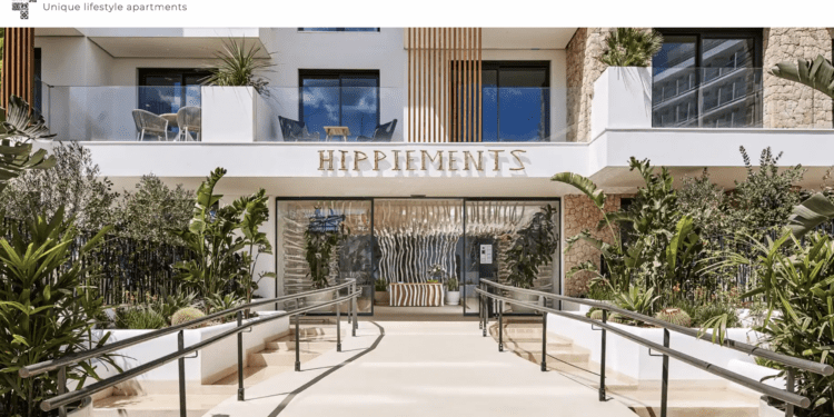 Captura de la home de su web.