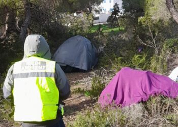 Uno de los numerosos asentamientos ilegales que hay en la isla, este en sa Talaia de Sant Antoni.