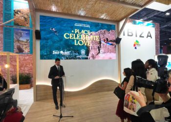 Presentación del alcalde Marcos Serra en la WTM. Foto: Ayuntamiento de Sant Antoni