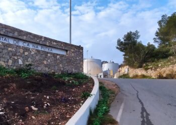 Entrada al vertedero de Ca Na Putxa. Foto Noudiari