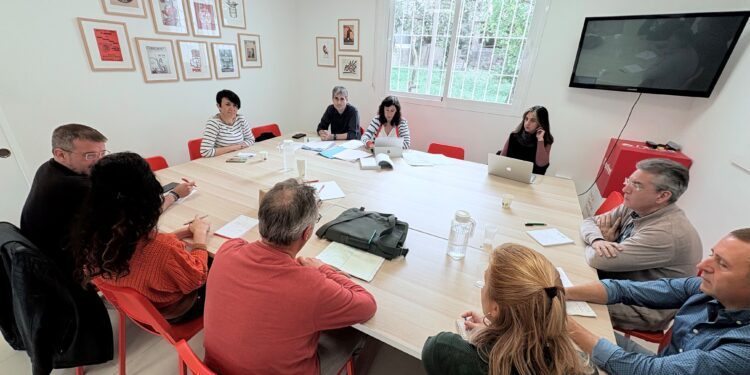 Imagen del encuentro con representantes sindicales. Foto: PSOE de Ibiza