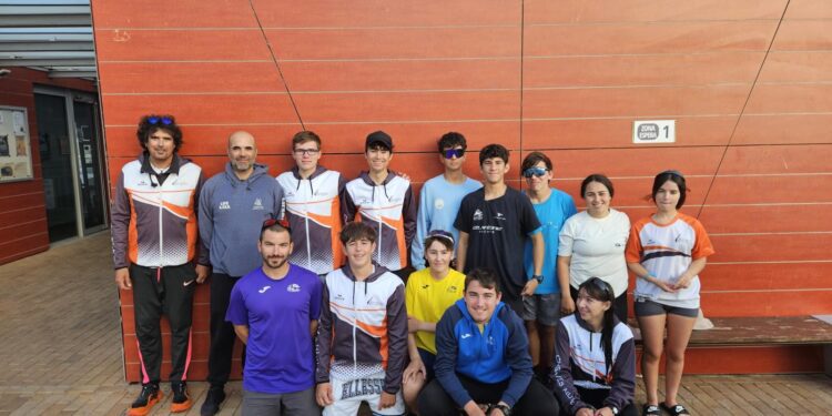 Participantes en el fin de semana de formación y competición. Foto: Club Nàutic Sant Antoni
